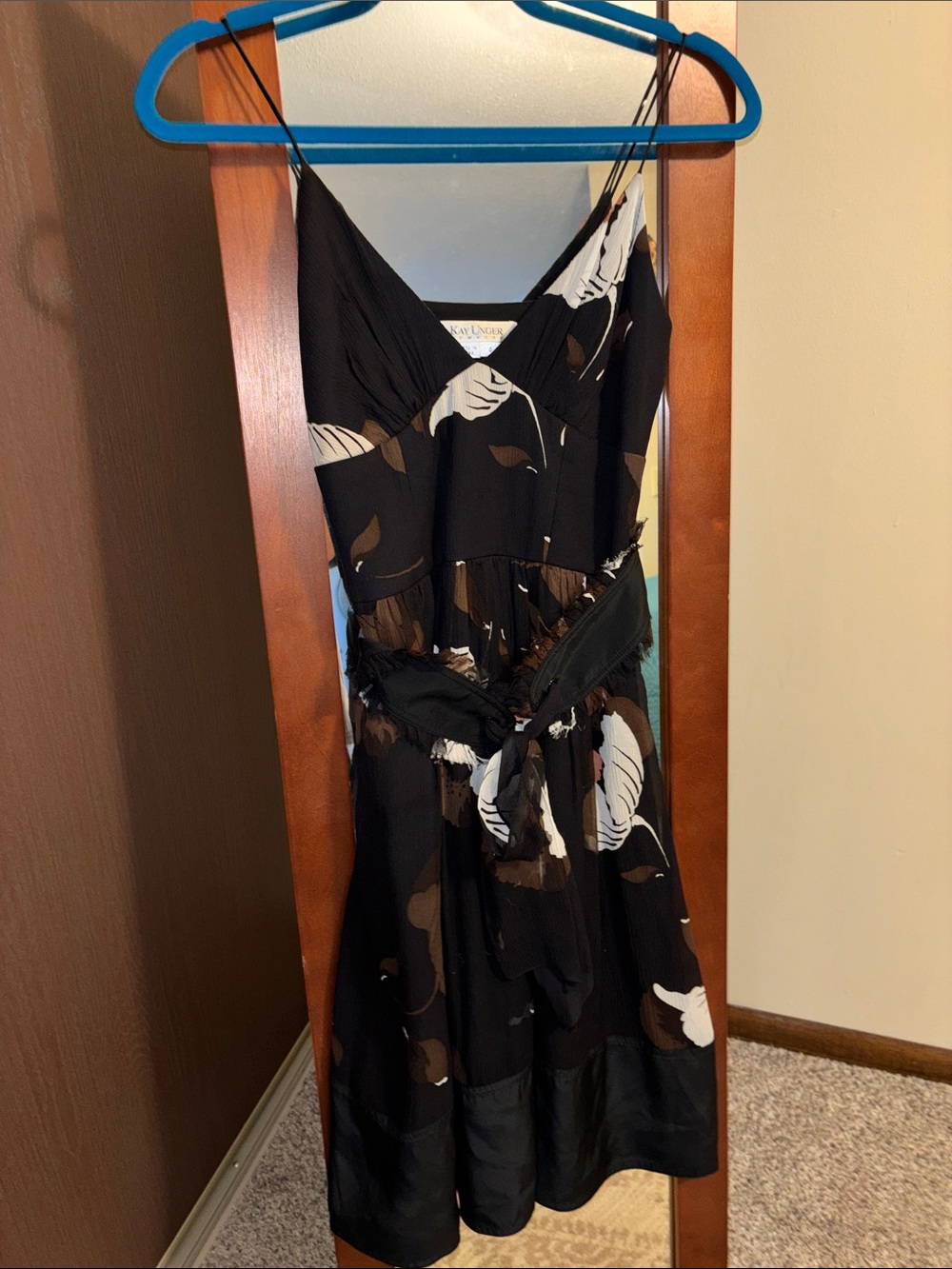 Kay Unger Dress Size 4